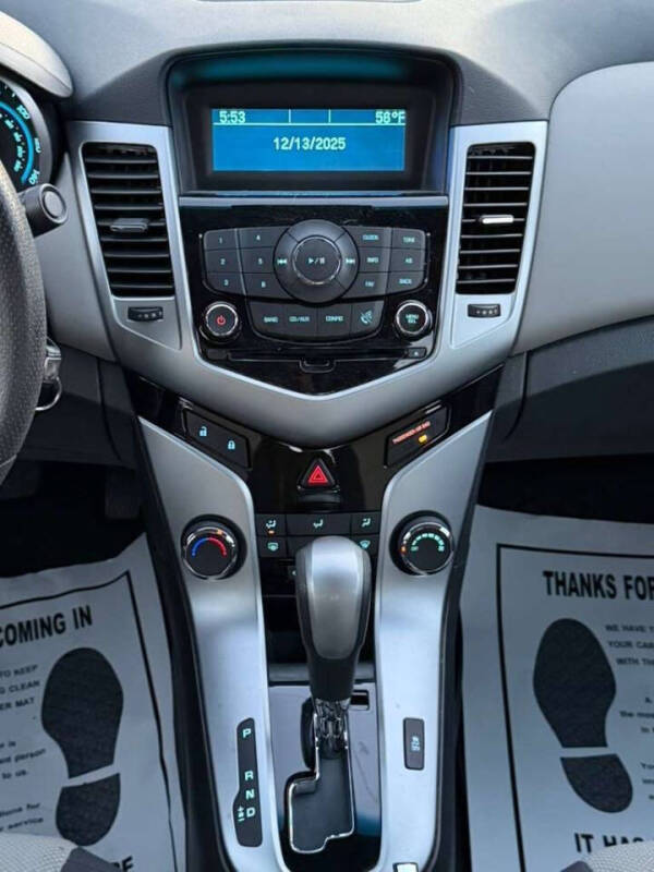 2014 Chevrolet Cruze LS Auto