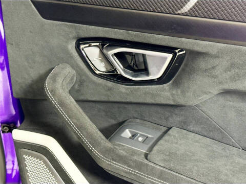 2024 Lamborghini Urus Performante