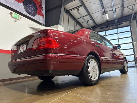 1999 Mercedes-Benz E-Class E 320