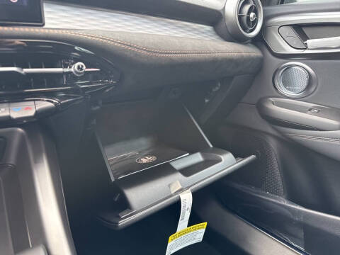 2025 Alfa Romeo Tonale Hybrid Intensa