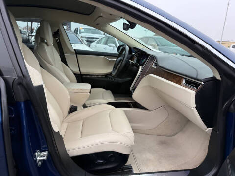 2018 Tesla Model S 75D