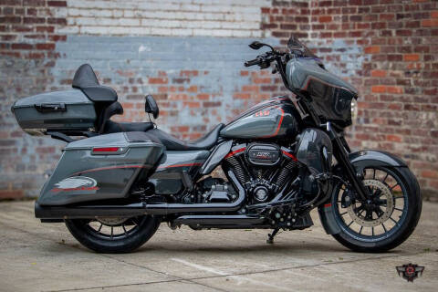 2018 Harley-Davidson CVO ST Glide