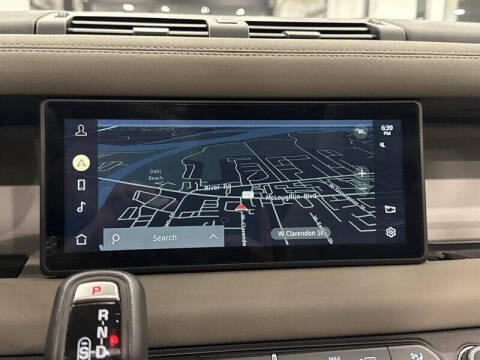 2021 Land Rover Defender 110 SE