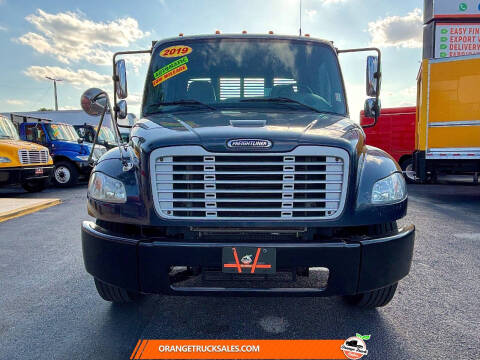 2019 Freightliner M2 106