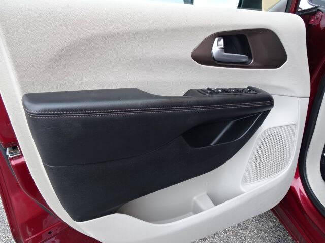 2018 Chrysler Pacifica LX