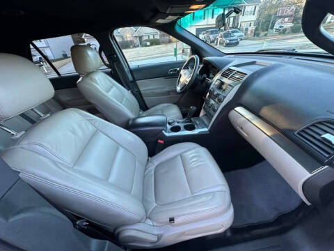 2014 Ford Explorer