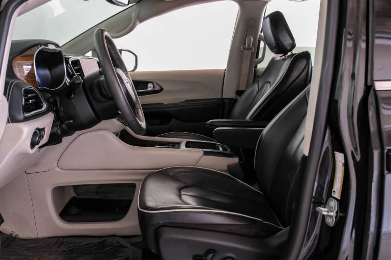 2022 Chrysler Pacifica Limited