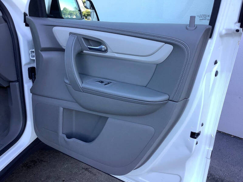 2014 Chevrolet Traverse LS