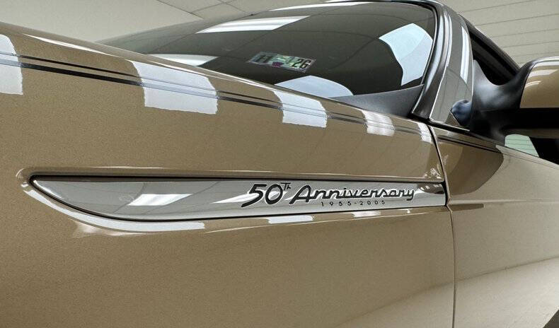 2005 Ford Thunderbird Deluxe