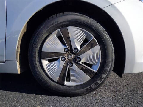 2019 Hyundai Ioniq Hybrid Blue