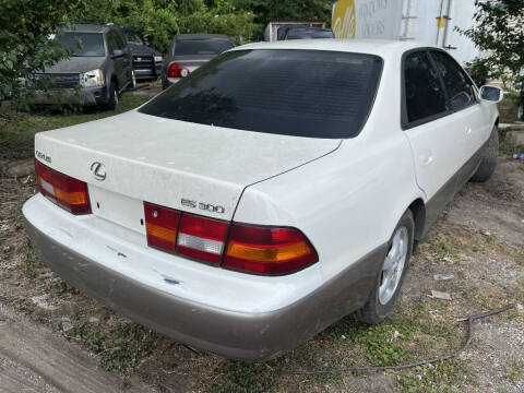 1999 Lexus ES 300
