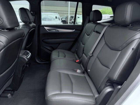 2024 Cadillac XT6 Luxury