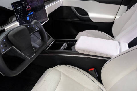 2022 Tesla Model X Plaid