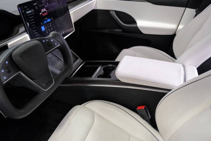 2022 Tesla Model X Plaid