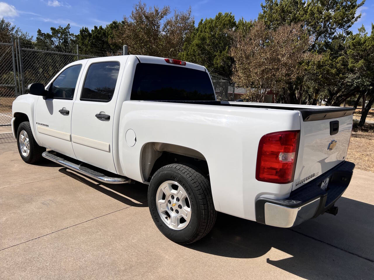 Used Car 2008 Chevrolet Silverado 1500  Lt1 2wd 4dr Crew Cab 5.8 Ft. Sb For Sale Under $12,000 In Austin, Texas