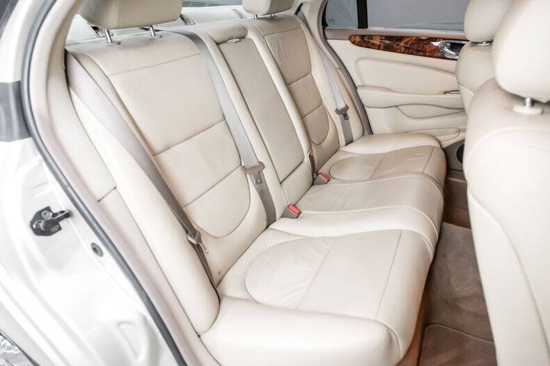 2006 Jaguar XJ-Series XJ8