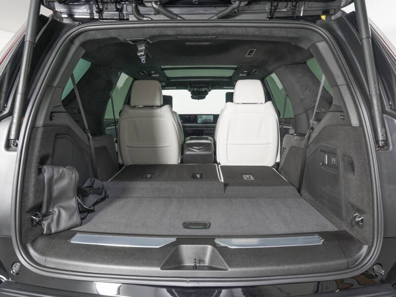 2026 Cadillac Escalade-V