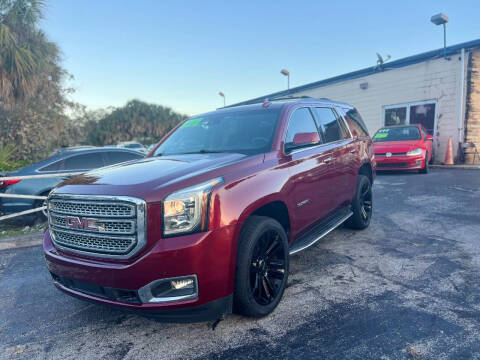 2017 GMC Yukon for sale at Lamberti Auto Collection in Plantation FL