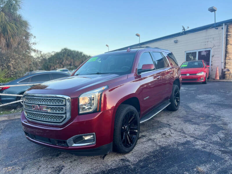 2017 GMC Yukon for sale at Lamberti Auto Collection in Plantation FL