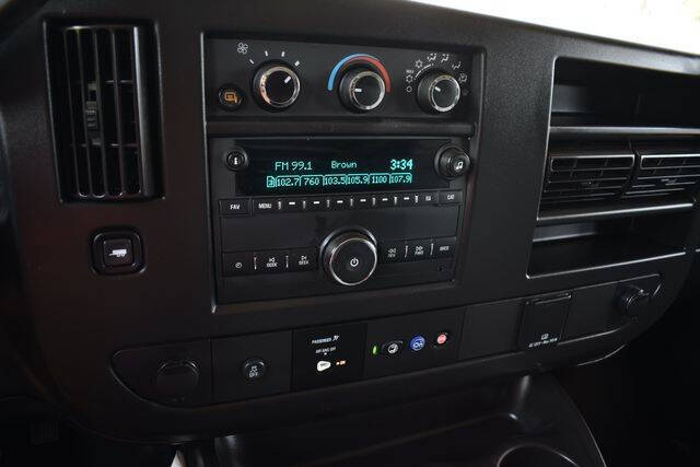 2024 Chevrolet Express 2500