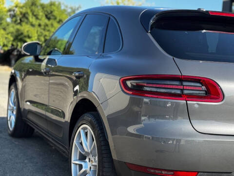 2015 Porsche Macan S
