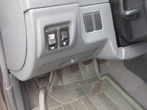 2004 Nissan Frontier XE