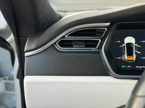 2017 Tesla Model S