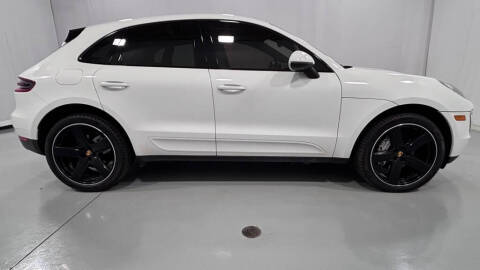 2017 Porsche Macan S