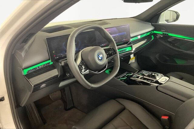 2024 BMW i5 eDrive40