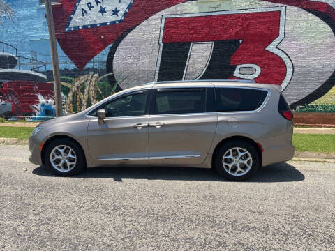 2018 Chrysler Pacifica Touring L Plus