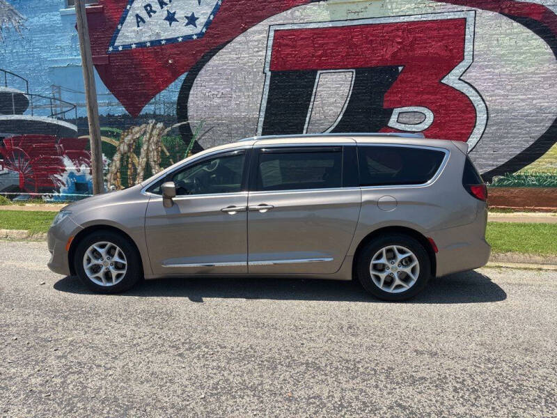 2018 Chrysler Pacifica Touring L Plus