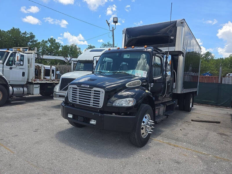 2019 Freightliner M2 106