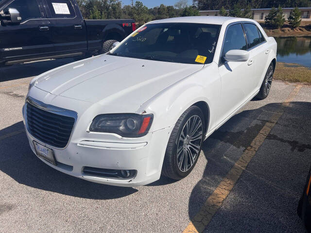 2013 Chrysler 300 for sale at Affordable Quality Motors LLC in Houston, TX