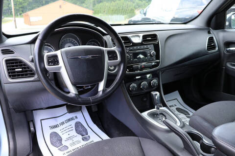 2013 Chrysler 200 Touring