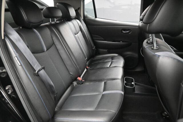 2021 Nissan LEAF SL PLUS