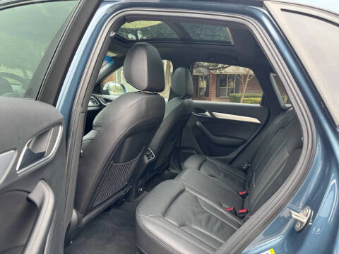 2017 Audi Q3 2.0T Prestige