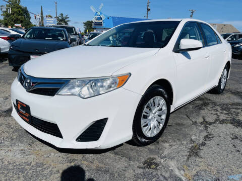 2012 Toyota Camry LE