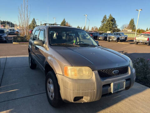 2004 Ford Escape XLS Value