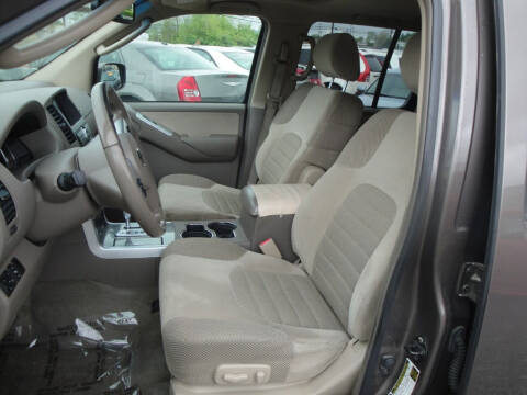 2008 Nissan Pathfinder SE