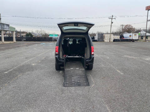 2014 Dodge Grand Caravan for sale at BT Mobility LLC in Wrightstown NJ