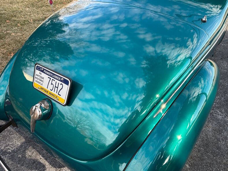 1939 Ford Deluxe