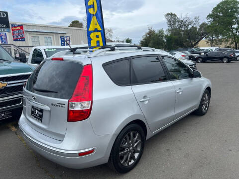 2012 Hyundai Elantra Touring SE