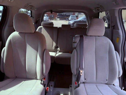 2014 Toyota Sienna