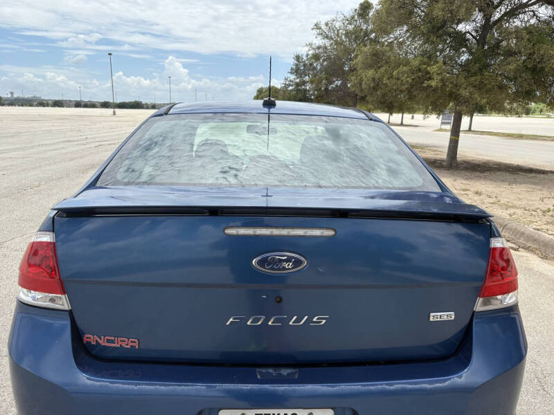 2009 Ford Focus SES