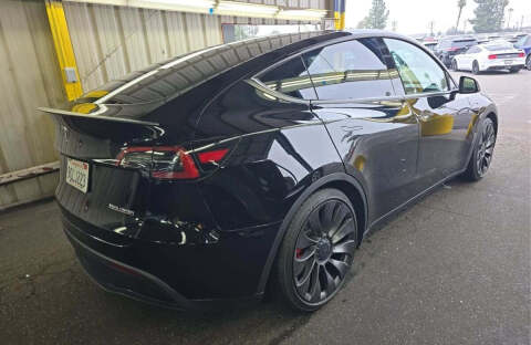 2023 Tesla Model Y Performance