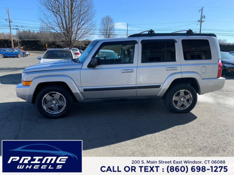 2007 Jeep Commander Sport