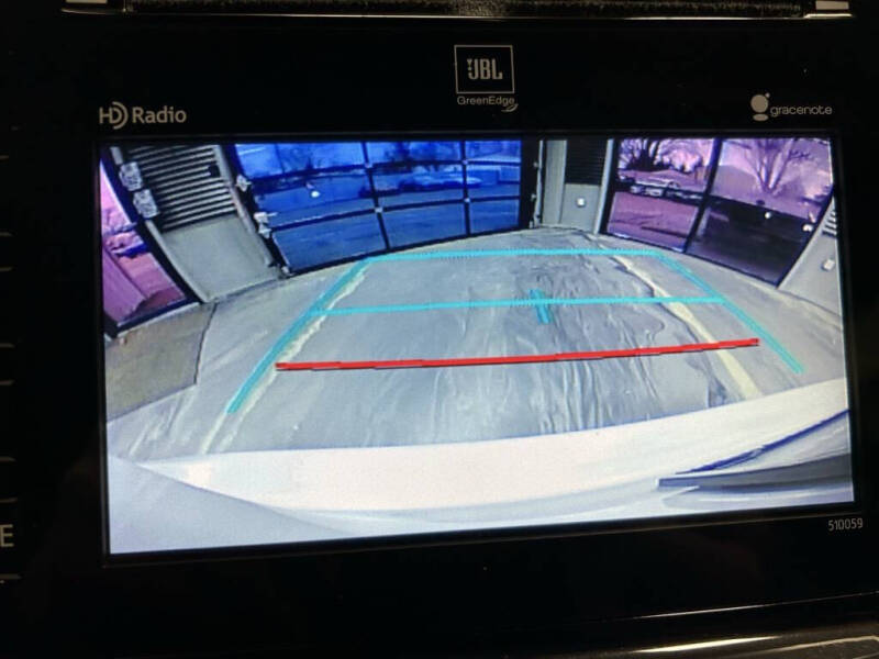 2016 Toyota Prius v Five