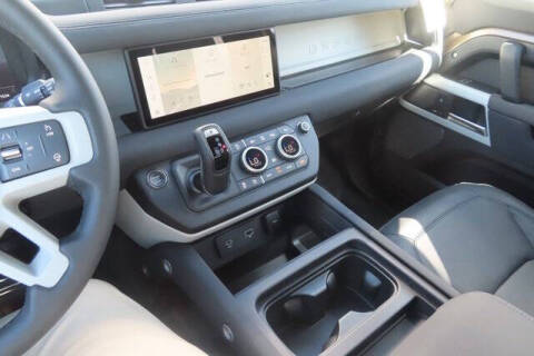 2023 Land Rover Defender 90 S