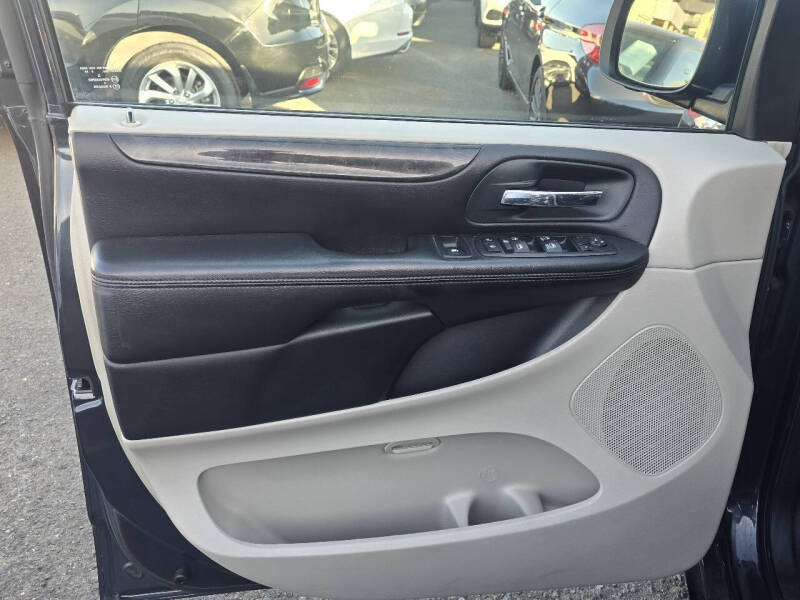 2014 Dodge Grand Caravan SXT