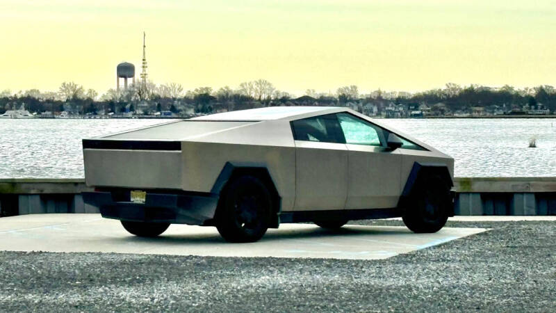 2024 Tesla Cybertruck